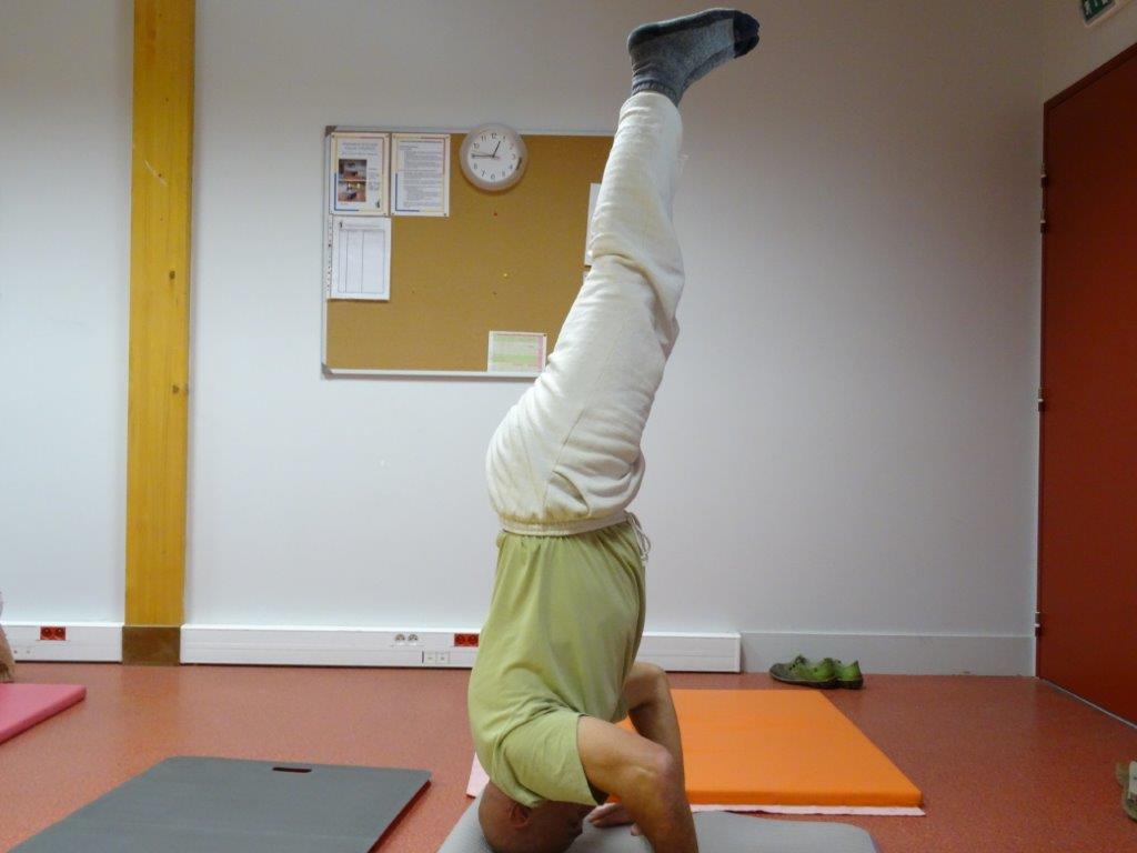 Posture sur la tête 2.
